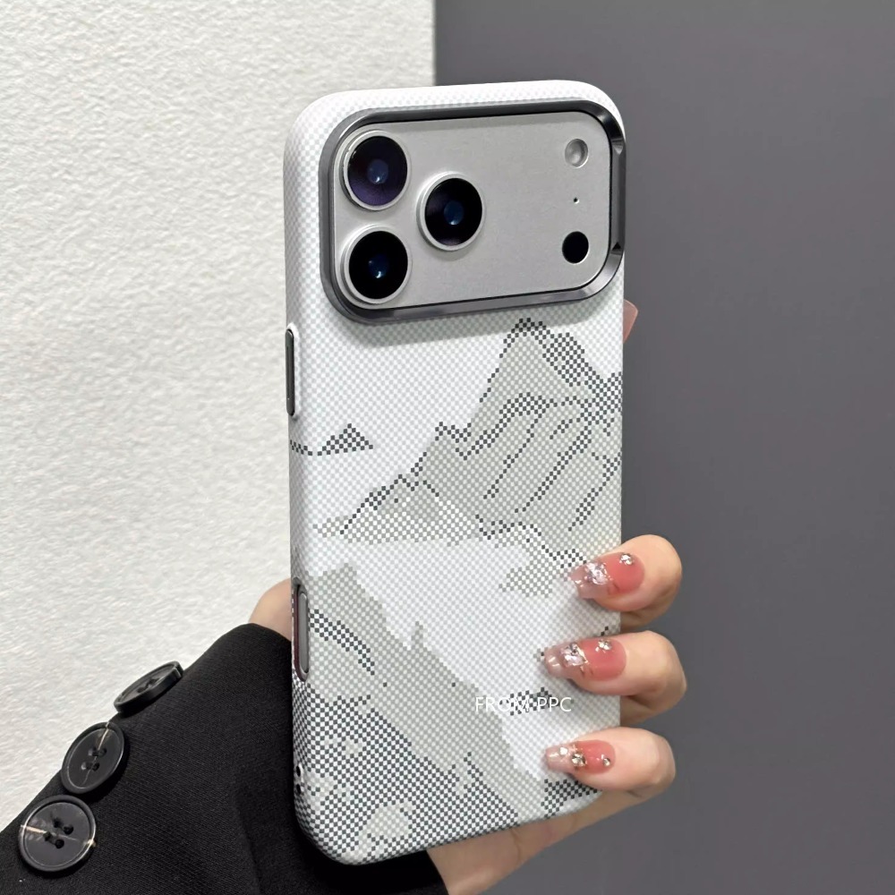 Camera Lens Protector - Etui Snow Mountain z magnesami do